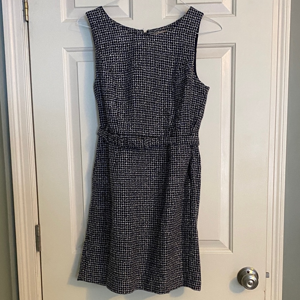 Belted banana republic factory Black and White Women's Dress with pockets